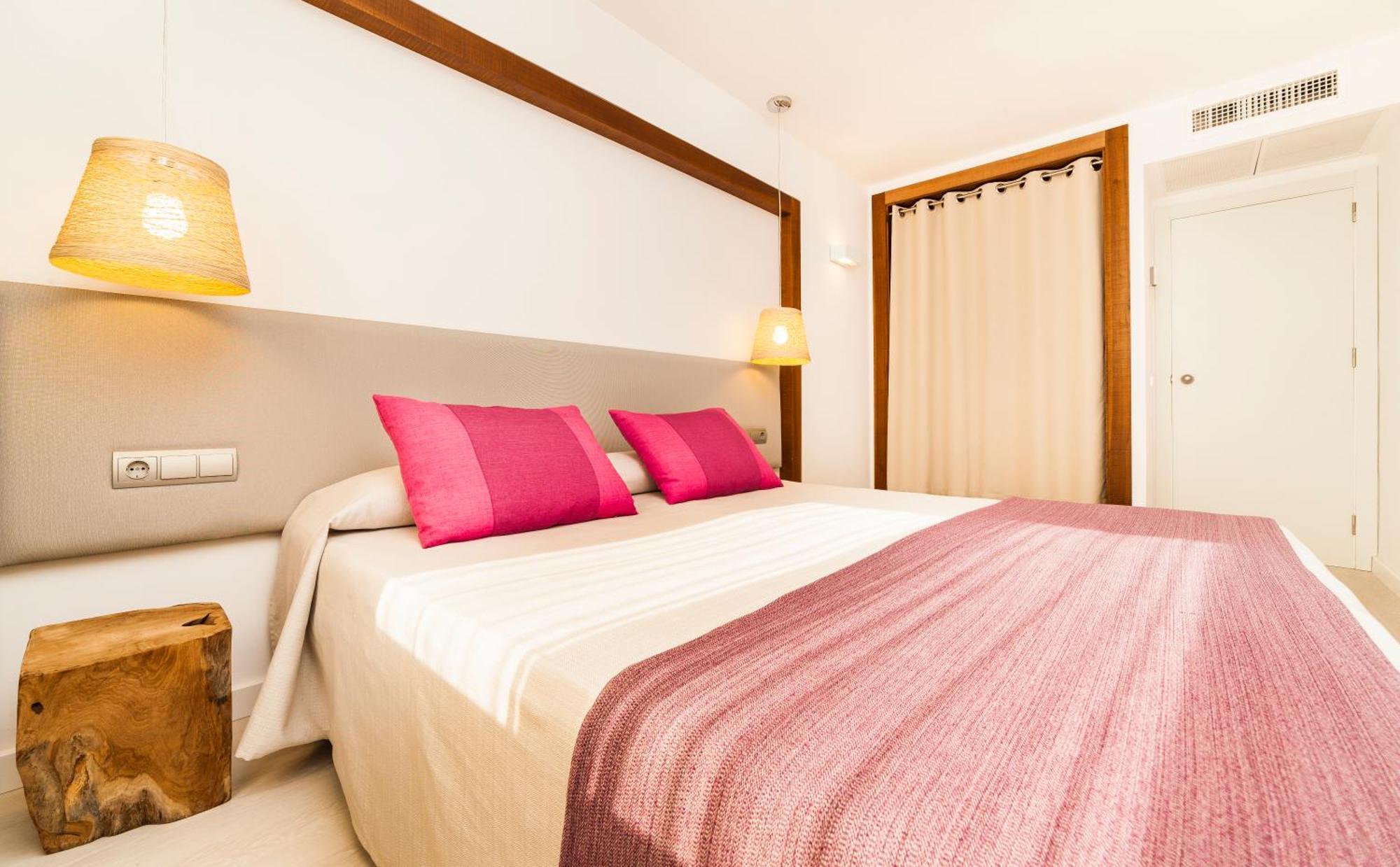 Insotel Club Tarida Playa San José Екстериор снимка
