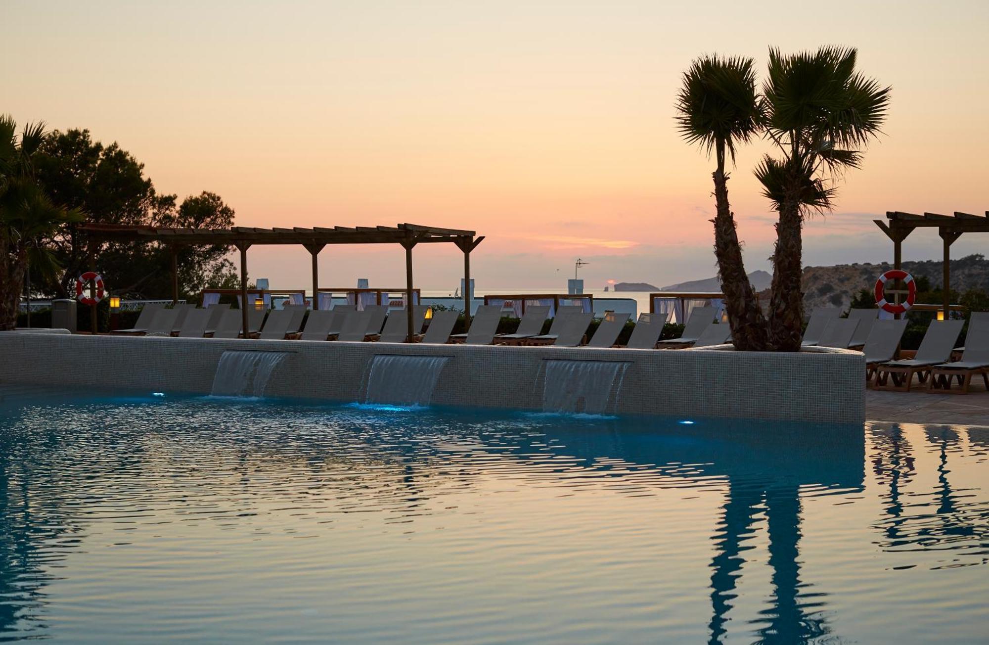 Insotel Club Tarida Playa San José Екстериор снимка