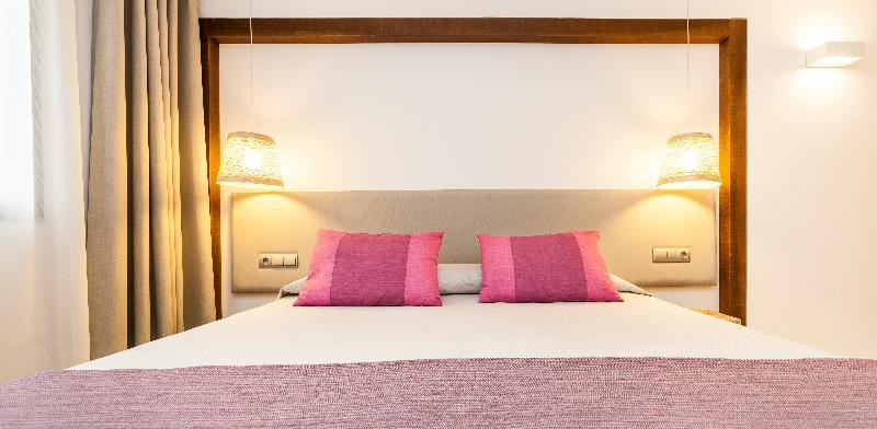 Insotel Club Tarida Playa San José Екстериор снимка