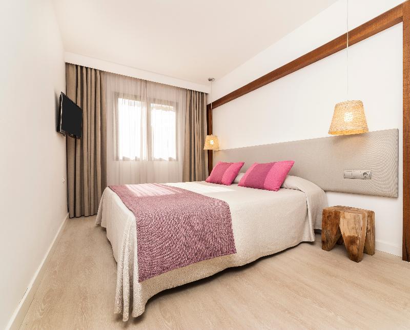 Insotel Club Tarida Playa San José Екстериор снимка